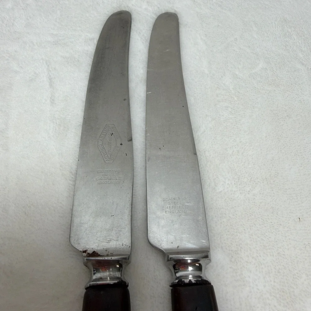 VTG Royal Brand‎ Brown Bakelite Handle Dinner Knives Set of 2 Made in England